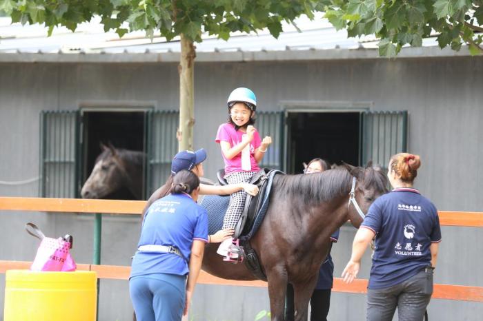 三个月评选出50个富有故事性、品质感与温暖氛围