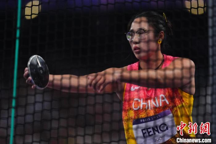 巴黎奥运铁饼银牌背后：冯彬的枕头安定心境与