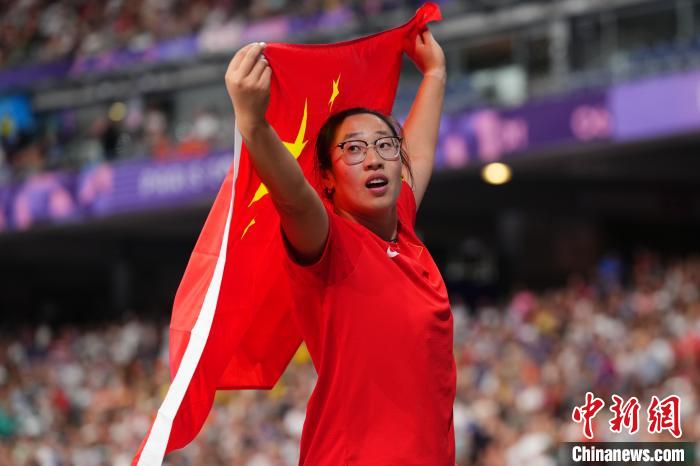 巴黎奥运铁饼银牌背后：冯彬的枕头安定心境与