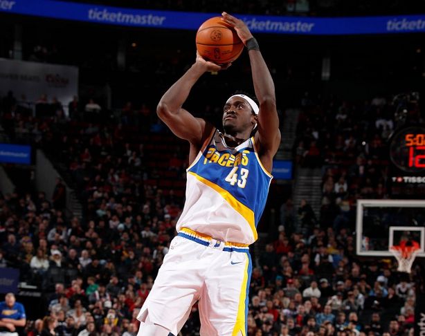 詹金斯力压杜兰特文班亚马当选今日最佳球员