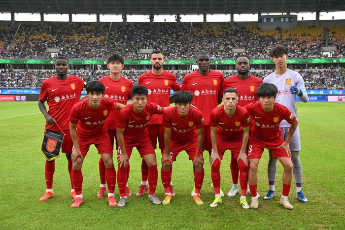 向余望中超首球助队取胜 90场49球创纪录