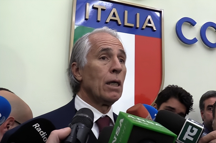 莱万或加盟米兰引热议，吉拉成引援目标